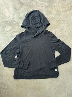 Halo Essential Hoodie